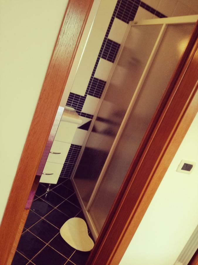 Room Kris With Private Entrance & Private Bathroom Vilanija Exterior photo